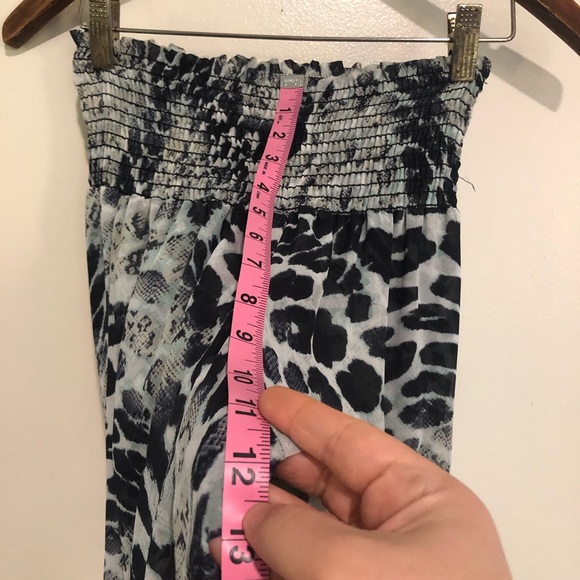 Show Me Your Mumu Smocked Waist  Flare pants At Bottoms Size Small. - Picture 13 of 16